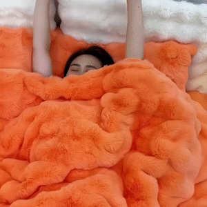 Fluffy Orange Blanket 🧡 Ultra-Soft Winter Comfort – Ideal for Lounging & Layering